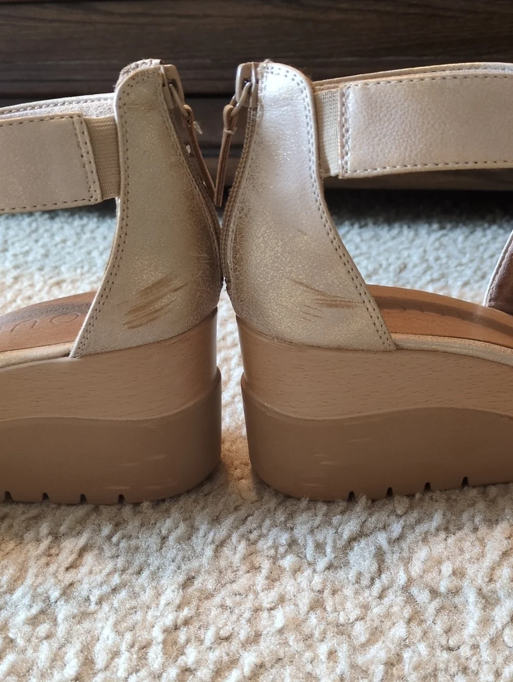 Naturalizer Soul Metallic Gold Women’s Strappy Wedges